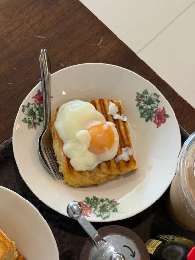 หน้าร้าน Wabi Sabi Coffee & Eatery